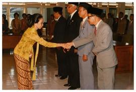 Pengambilan sumpah dan pelantikan pimpinan DPRD Kabupaten Daerah Tingkat II Sleman periode 1992-1...