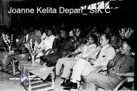 III.A.58.8 - Bank Indonesia ke-18 di Jember tanggal 8 Februari 1958 tampak para tamu undangan dan...