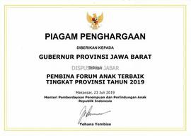 Piagam Penghargaan Pembinaan Forum Anak Terbaik Tingkat Provinsi Tahun 2019 - Diberikan Kepada GU...