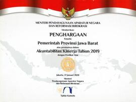 Piagam Penghargaan atas prestasinya dalam Akuntabilitas Kinerja Tahun 2019 dengan Nilai A Mentri ...