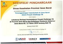 Sertifikat Penghargaan Atas Kontribusinya dalam Penanggulangan Tuberkulosis di Jawa Barat dalam P...